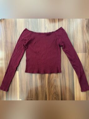 Brandy Melville Off-Shoulder Ribbed Long-Sleeve Top